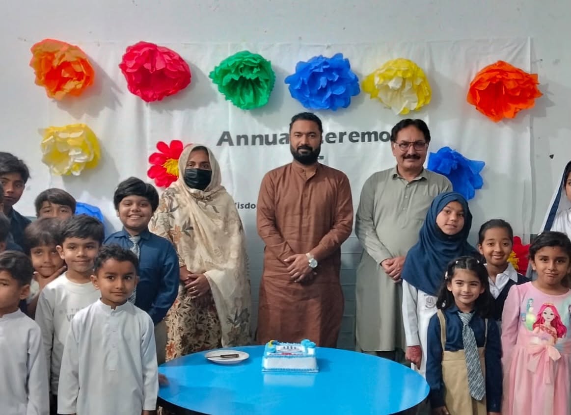 Wisdom School students and staff at the annual ceremony